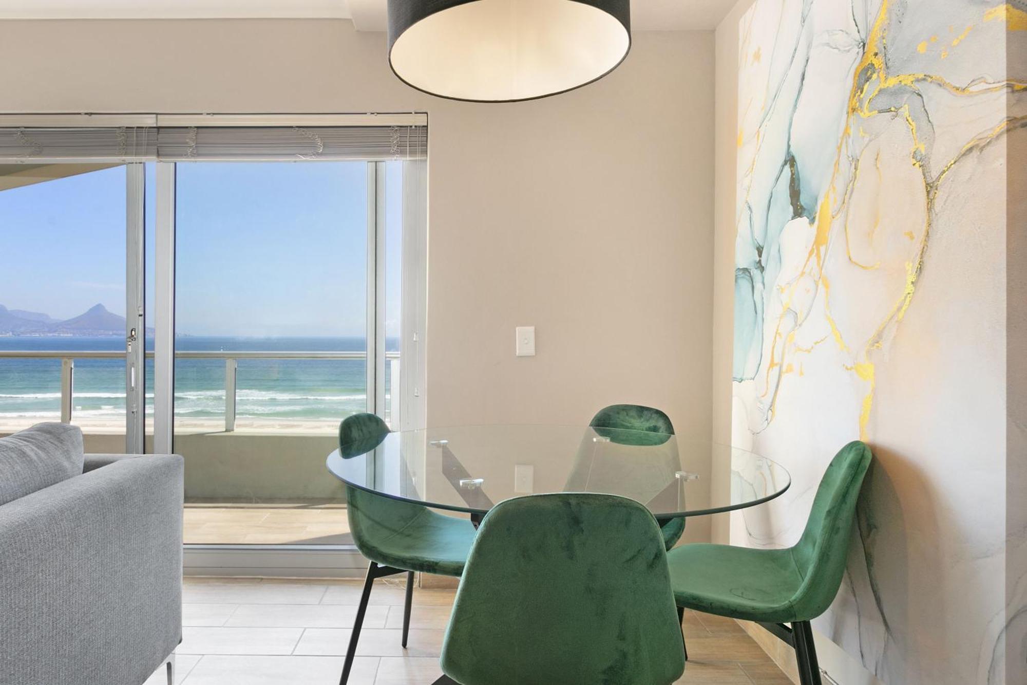 Sea Spray B404 By Hostagents
