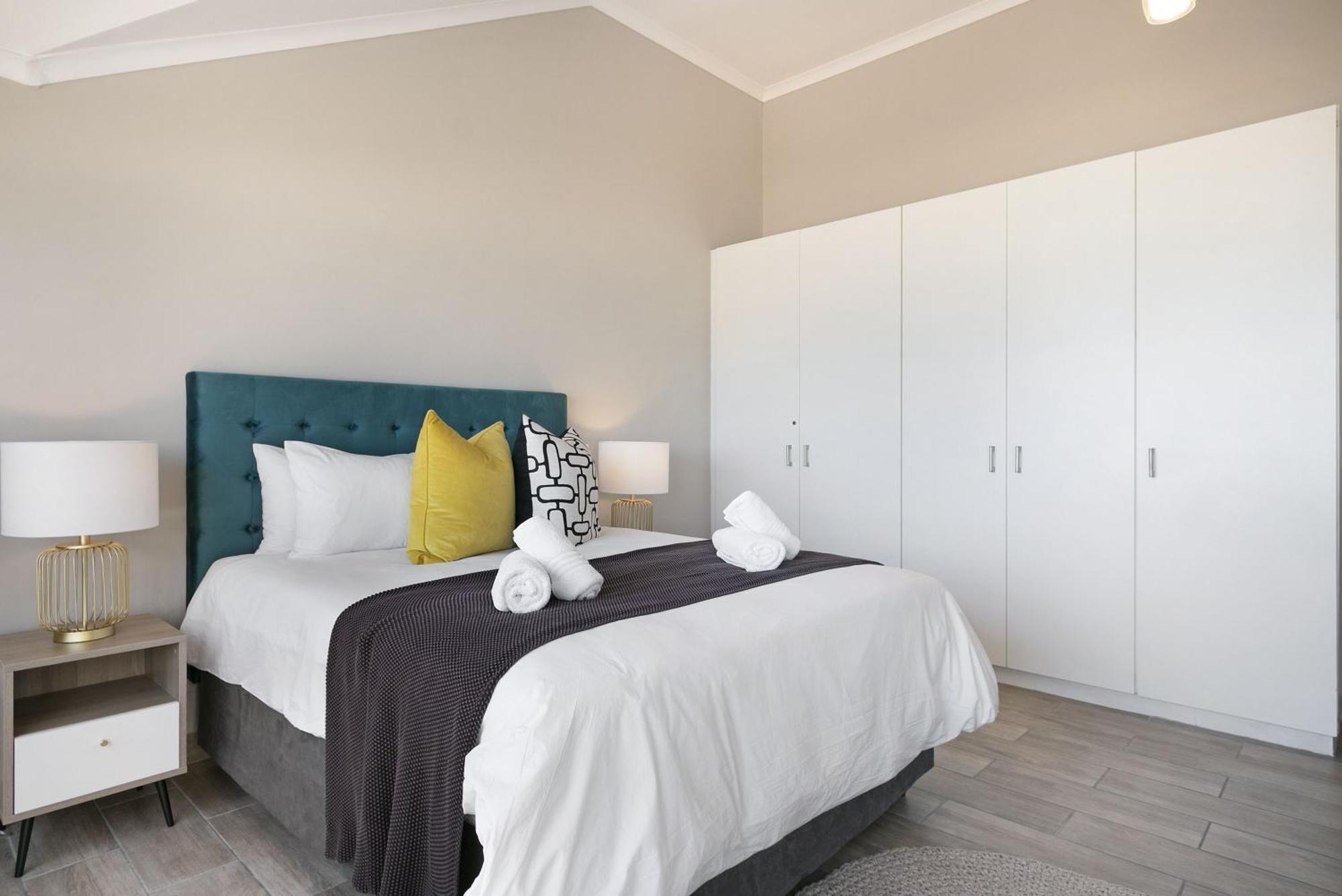Apartment Sea Spray B404 By Host Agents *